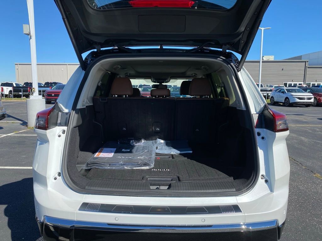 New 2026 Nissan Rogue Platinum w/ Platinum Premium Package image 36