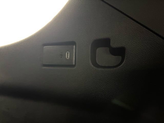 Used 2024 Chevrolet Tahoe Premier image 27