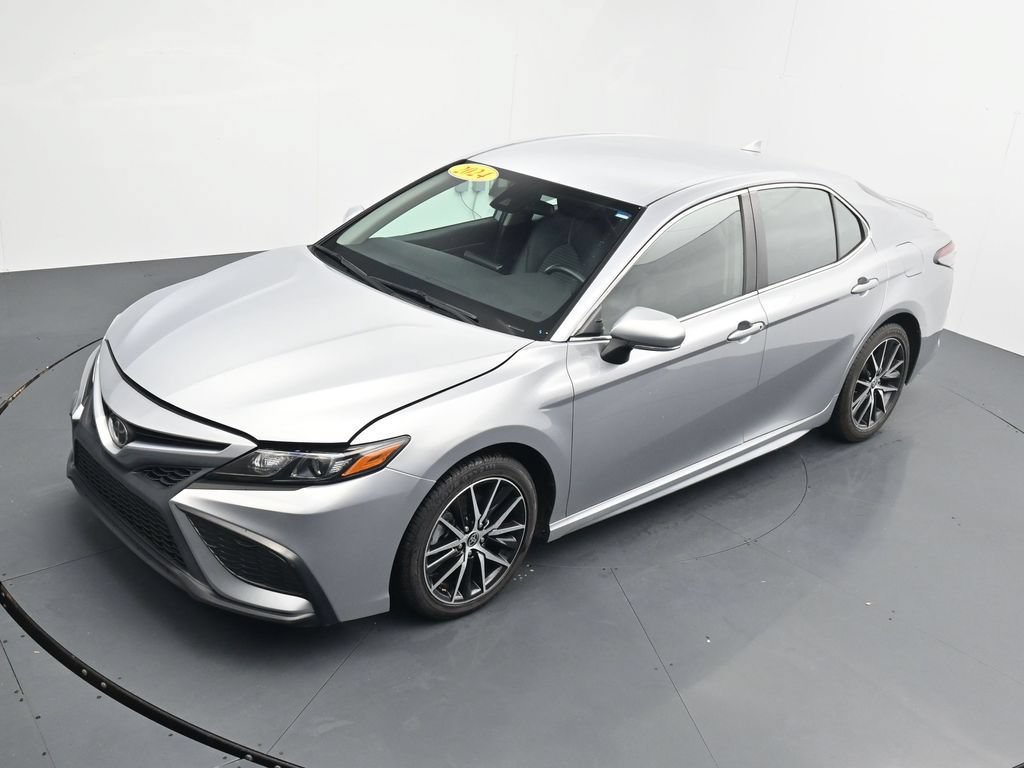 Used 2024 Toyota Camry SE FWD image 27