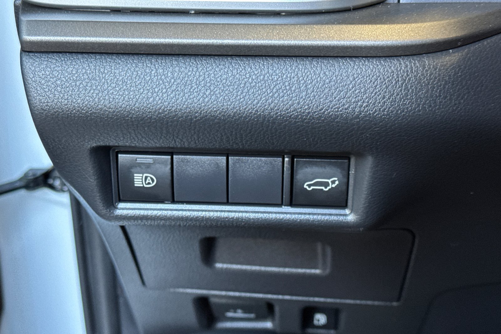 Certified 2024 Toyota Grand Highlander FWD image 35