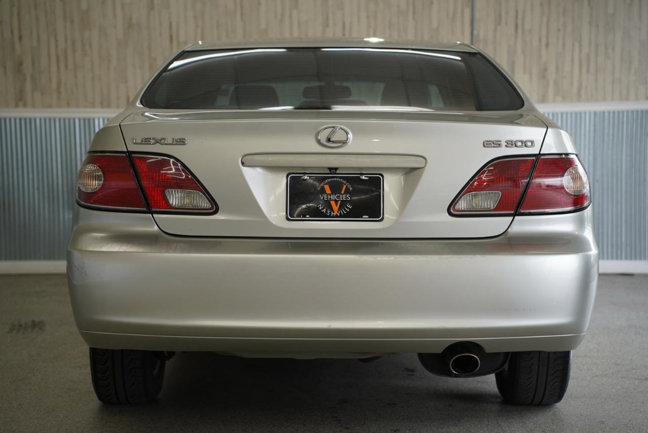 Used 2003 Lexus ES 330 image 9