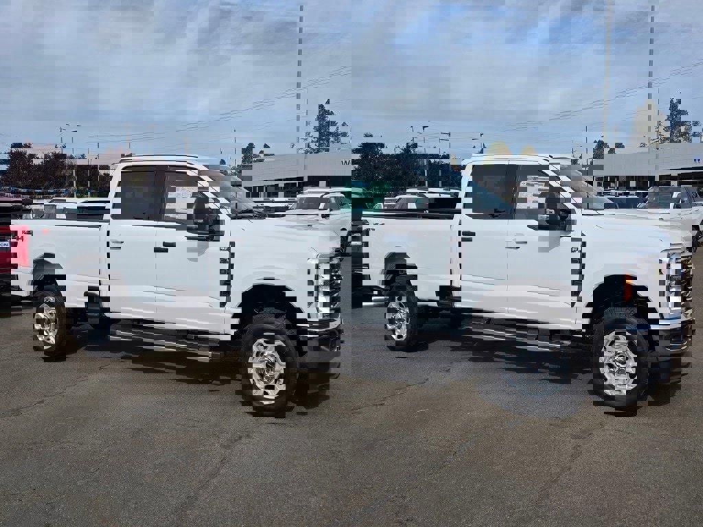 New 2026 Ford F350 XLT w/ Camper Package image 2