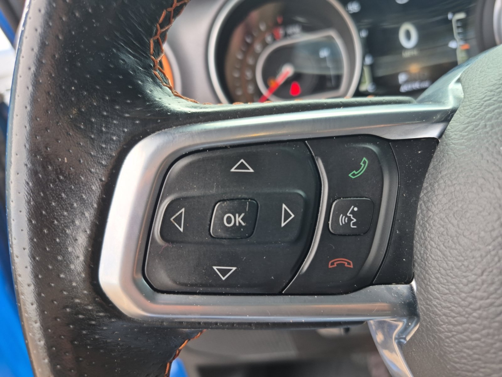 Used 2021 Jeep Gladiator Mojave AWD/4WD image 16