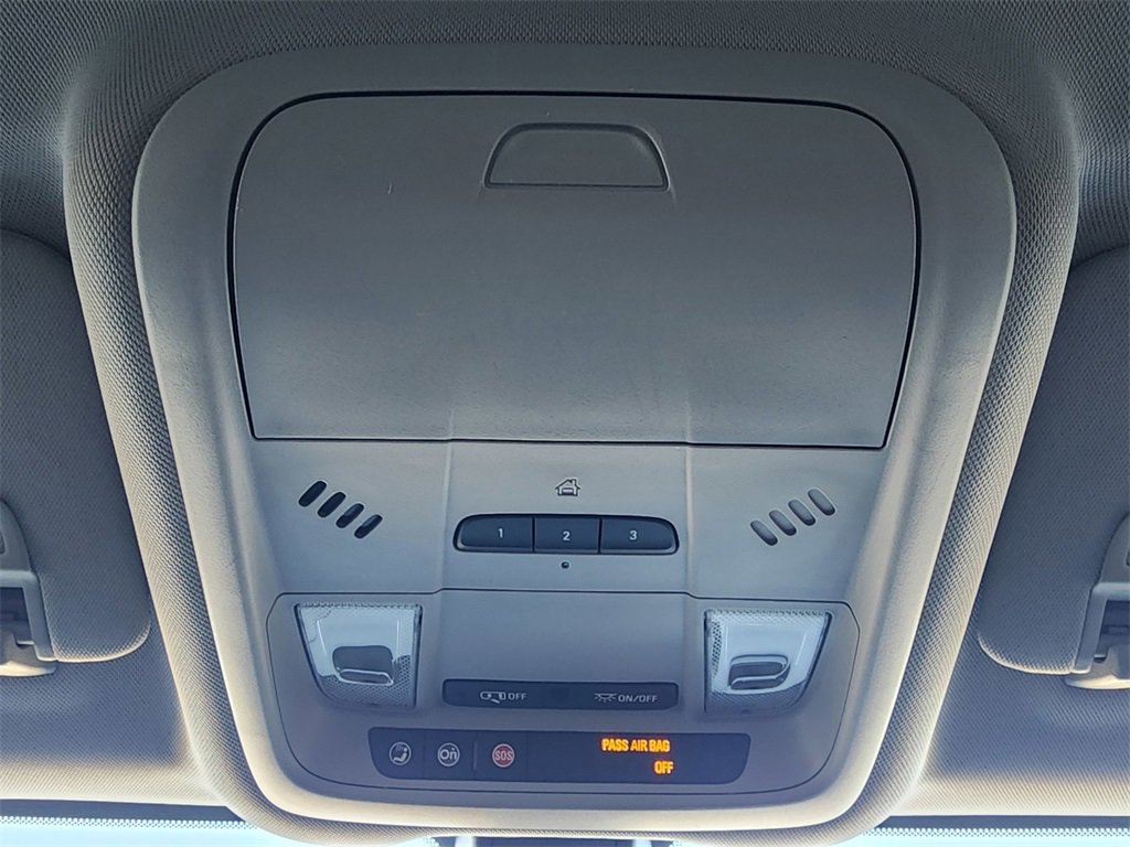 Used 2018 Chevrolet Equinox LT image 22