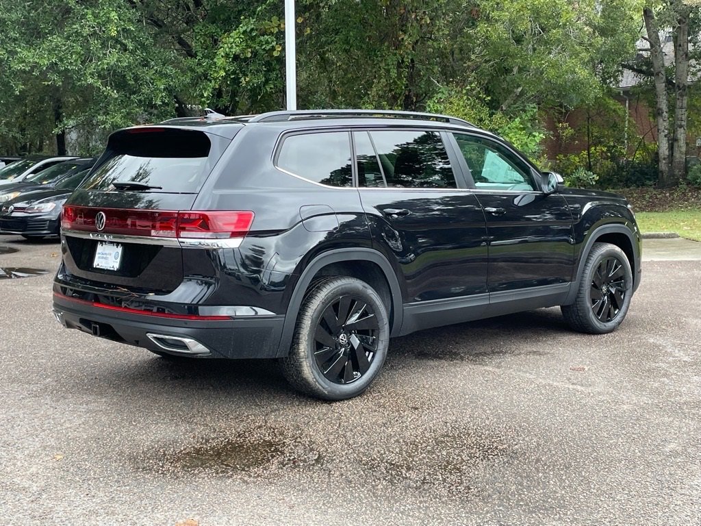 New 2026 Volkswagen Atlas SE image 3