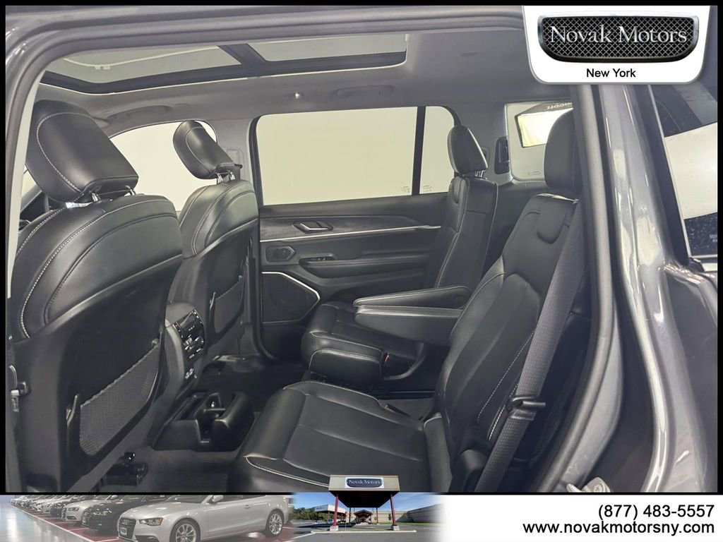 Used 2021 Jeep Grand Cherokee L Limited AWD/4WD image 11
