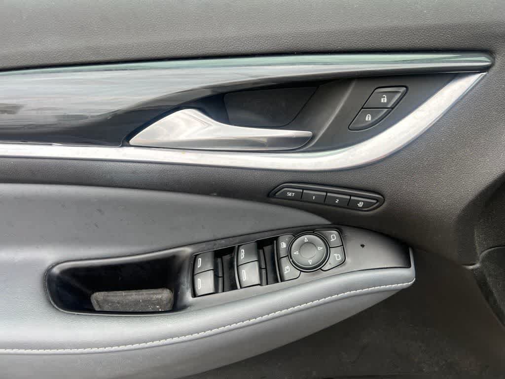 Used 2020 Buick Enclave Premium w/ Surround and Sites Package FWD image 7
