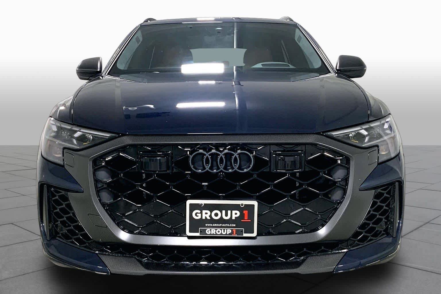 Used 2025 Audi RS Q8 performance AWD/4WD image 3