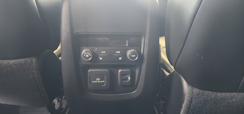 Used 2019 Buick Enclave Avenir image 22