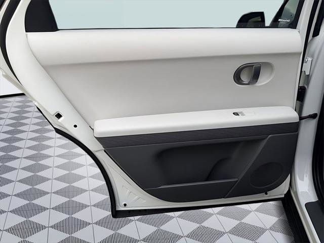 New 2026 Hyundai Ioniq 5 SEL image 28