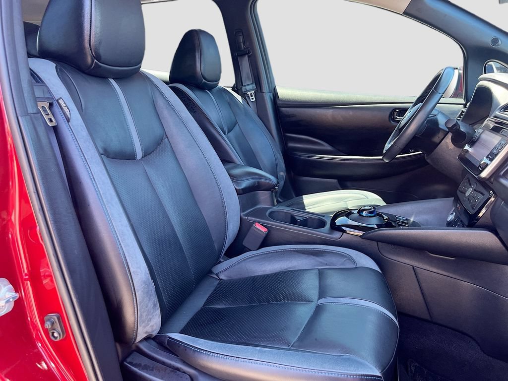 Used 2018 Nissan Leaf SL w/ Protection Package FWD image 28