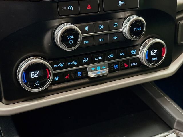 Used 2024 Ford Expedition Max XLT image 16