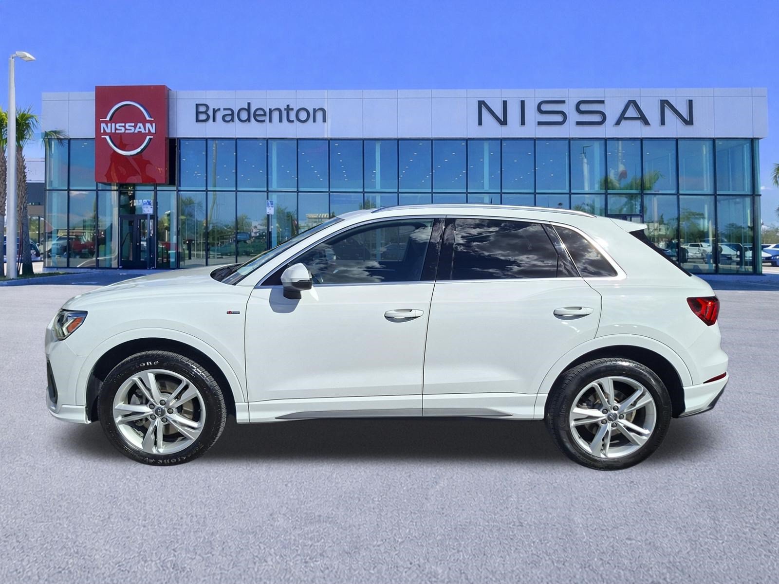 Used 2020 Audi Q3 2.0T Premium Plus w/ Premium Plus Package AWD/4WD image 8