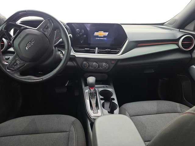 Used 2025 Chevrolet Trax RS w/ Driver Confidence Package FWD image 12