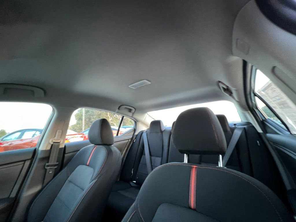 Certified 2025 Nissan Sentra SR image 17