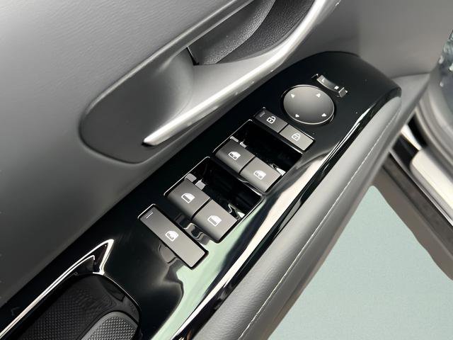 New 2026 Hyundai Tucson Limited AWD/4WD image 12