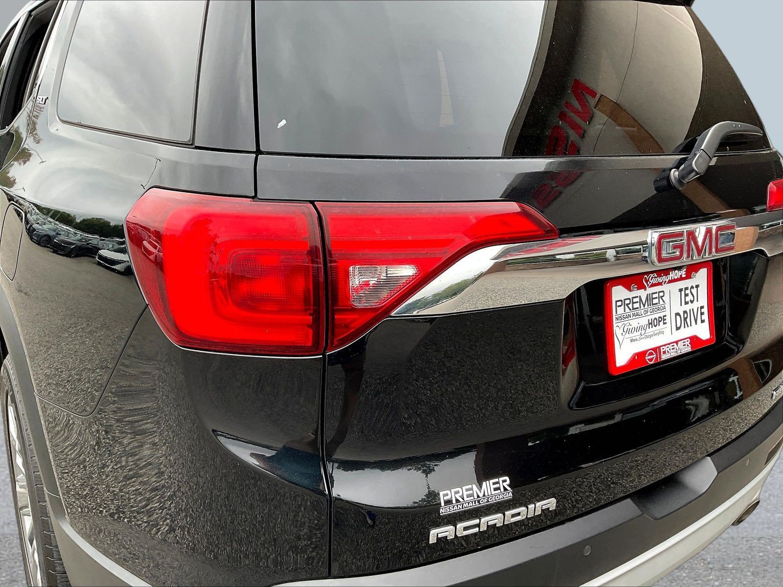 Used 2018 GMC Acadia SLT AWD/4WD image 25
