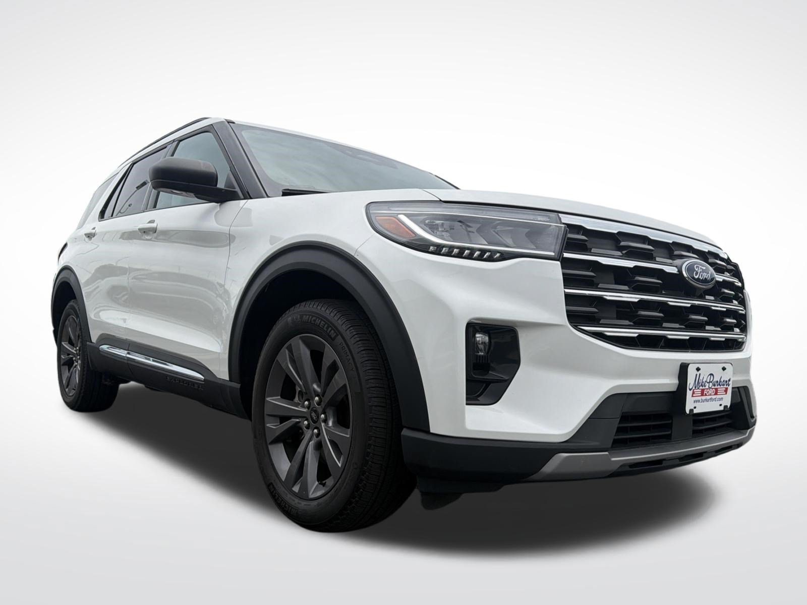 Used 2025 Ford Explorer Active w/ Active Comfort Package AWD/4WD image 5