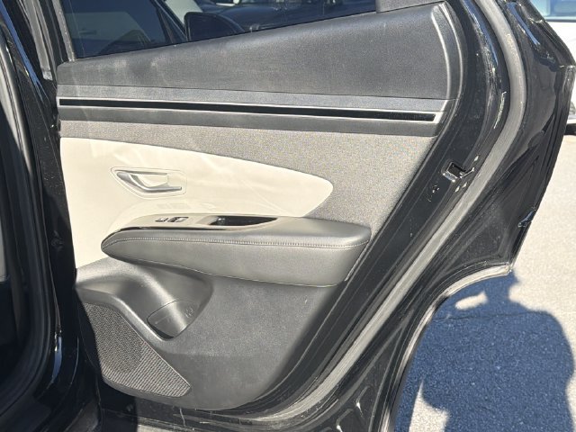 Used 2024 Hyundai Tucson Limited FWD image 19