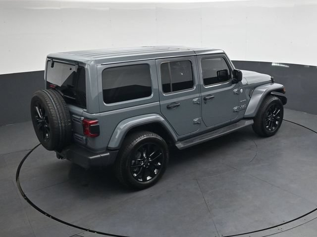 Used 2024 Jeep Wrangler Unlimited Sahara w/ Technology Group AWD/4WD image 24