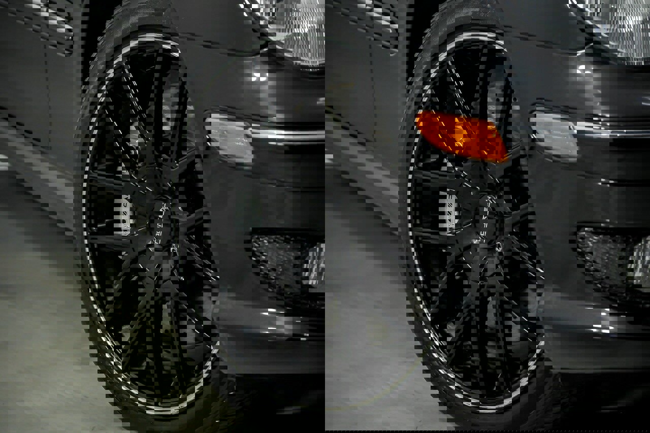 Used 2003 Mercedes-Benz C 32 AMG image 4