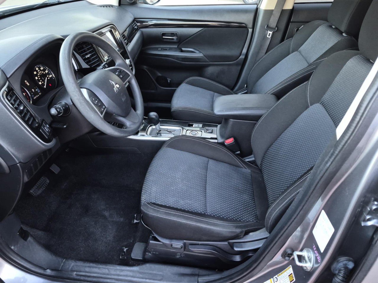 Used 2020 Mitsubishi Outlander SEL AWD/4WD image 9