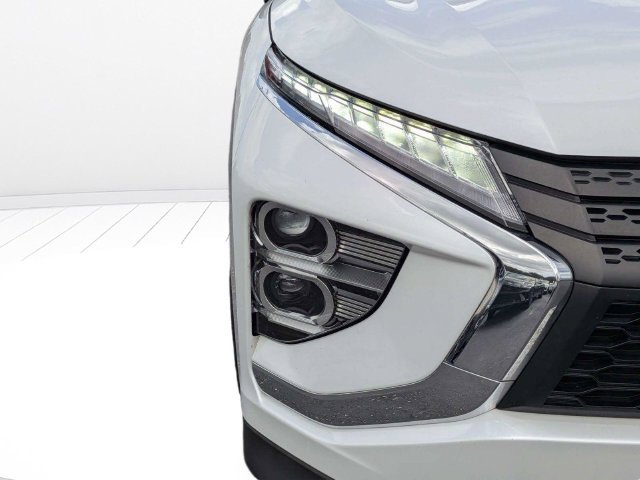 Used 2025 Mitsubishi Eclipse Cross SE AWD/4WD image 9