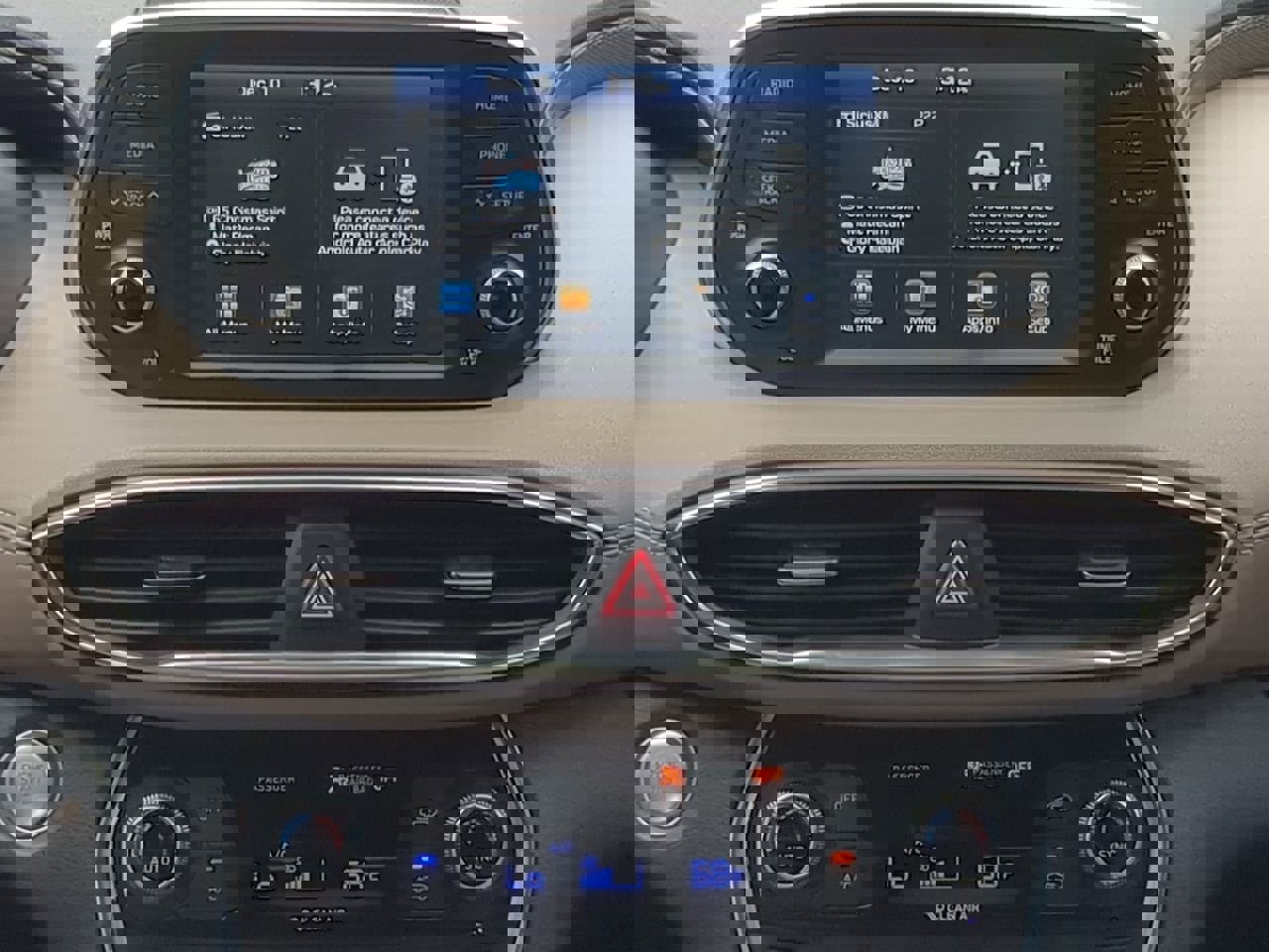 Used 2020 Hyundai Santa Fe SEL image 15