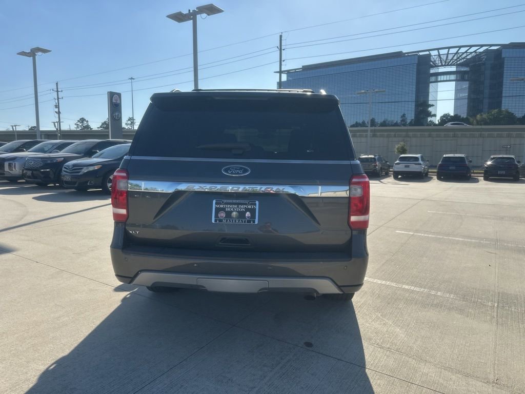 Used 2019 Ford Expedition XLT w/ Equipment Group 202A image 6