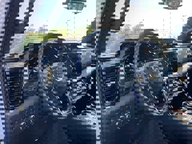 New 2025 GMC Sierra 2500 AT4 w/ AT4 Premium Plus Package image 13