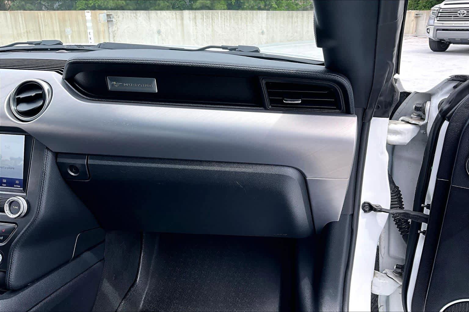 Used 2022 Ford Mustang Premium RWD image 18