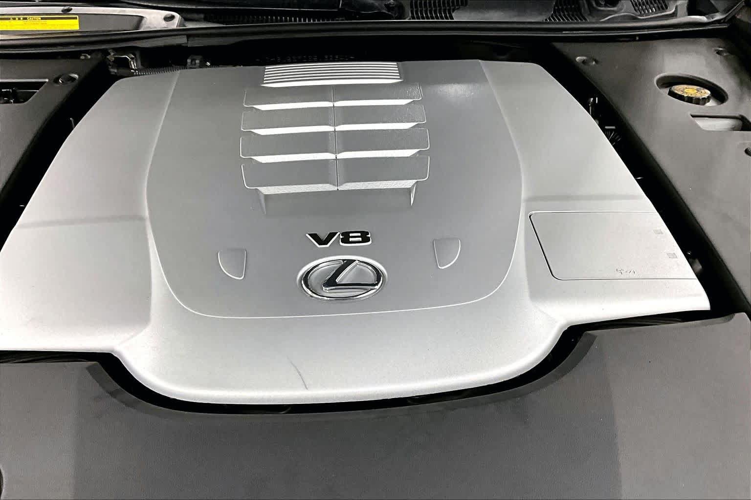 Used 2014 Lexus LS 460 w/ F Sport Package RWD image 31