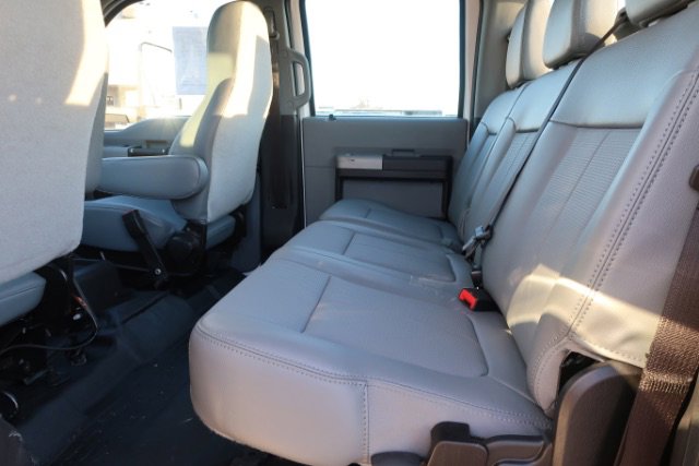 Used 2019 Ford F650 Crew Cab Chassis 254 WB RWD image 11
