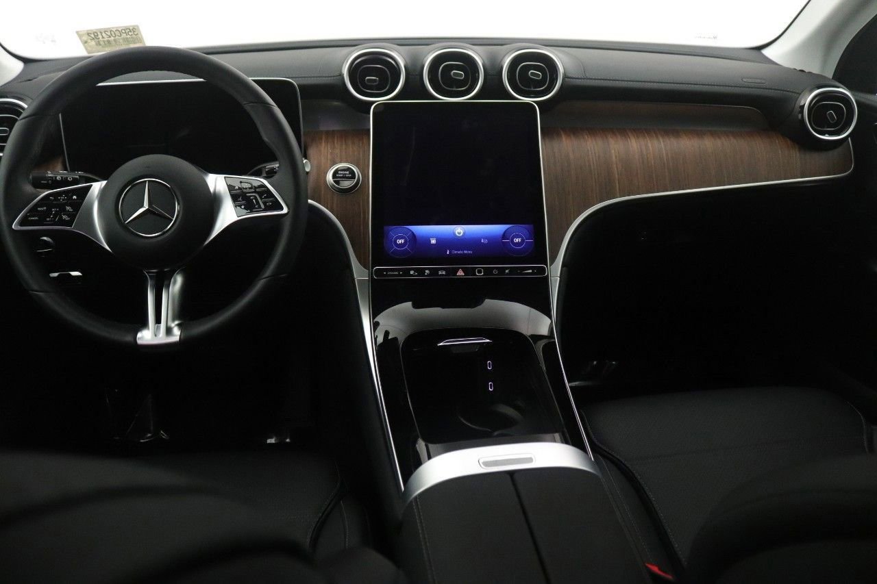 Certified 2025 Mercedes-Benz GLC 350e 4MATIC image 7