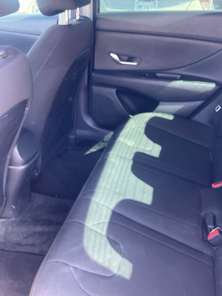 Used 2021 Hyundai Elantra Blue FWD image 7