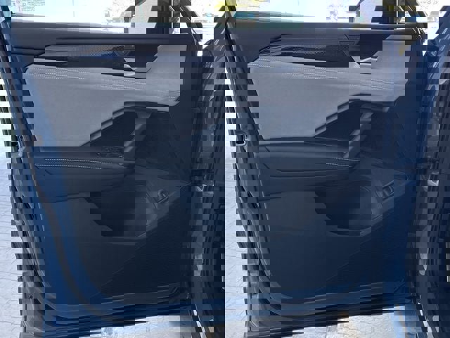 New 2026 Volkswagen Tiguan SE R-Line image 9