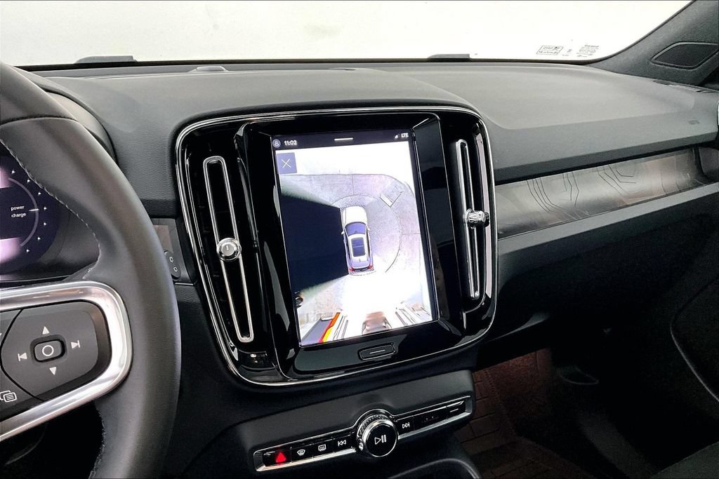 Certified 2023 Volvo XC40 Recharge Plus AWD/4WD image 30