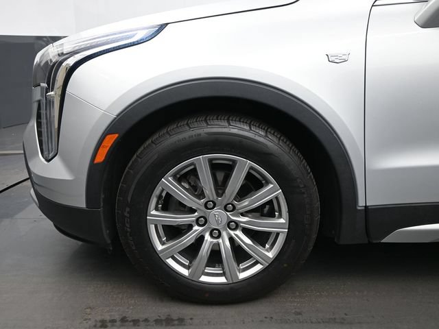 Used 2022 Cadillac XT4 Premium Luxury w/ Safety Alert Package AWD/4WD image 9