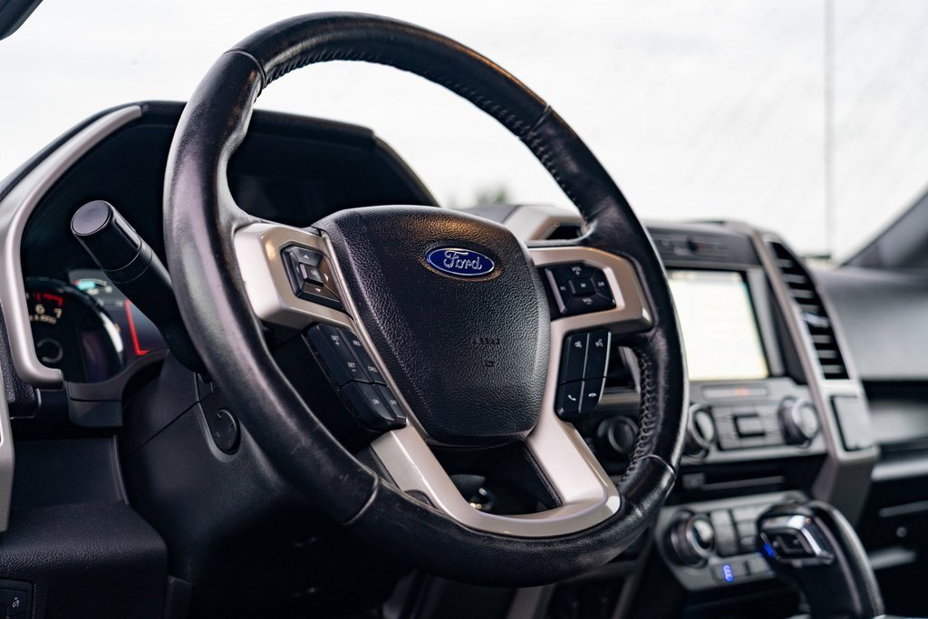 Used 2018 Ford F150 Lariat w/ Equipment Group 502A Luxury AWD/4WD image 13