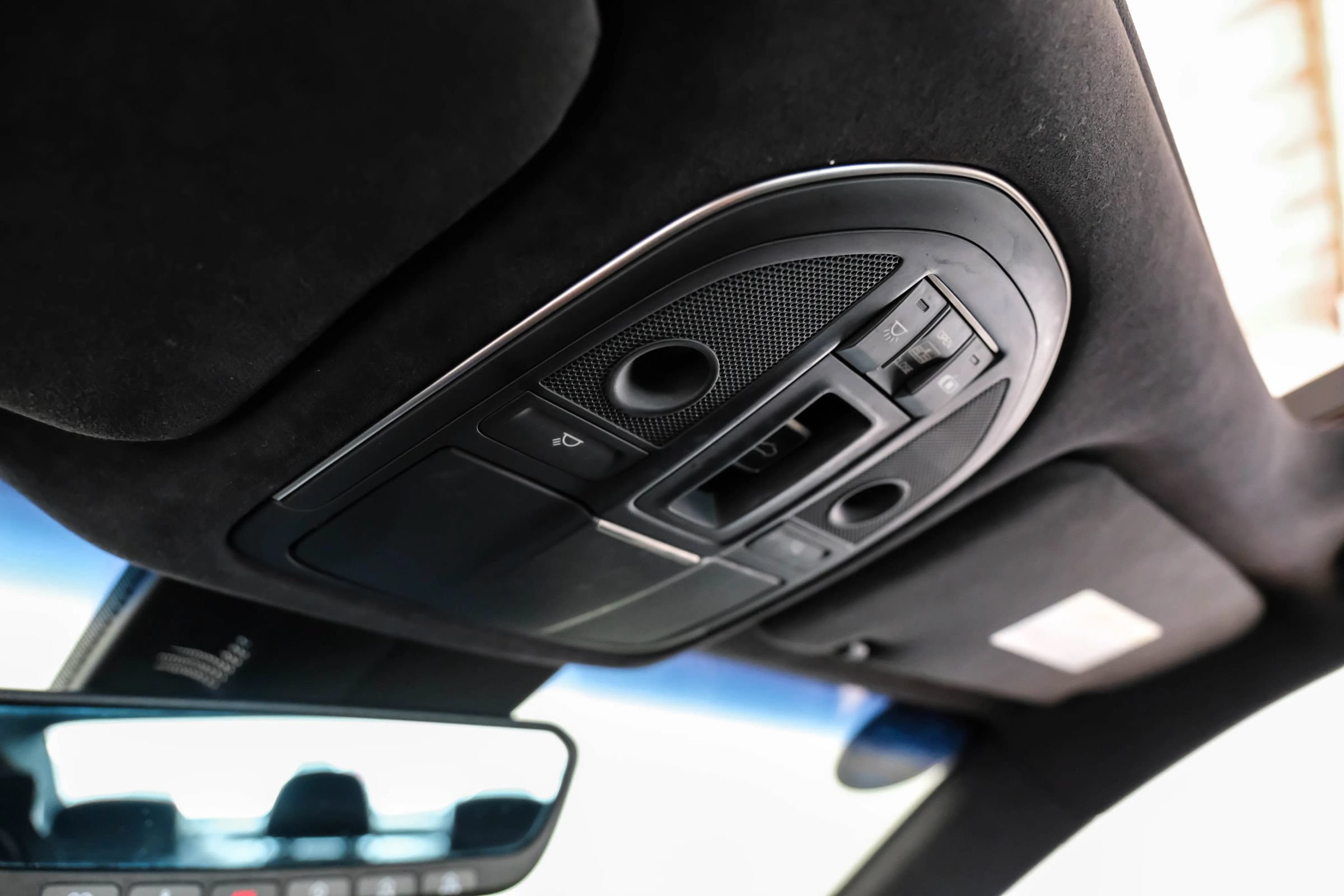 Used 2019 Genesis G80 3.3T Sport RWD image 23