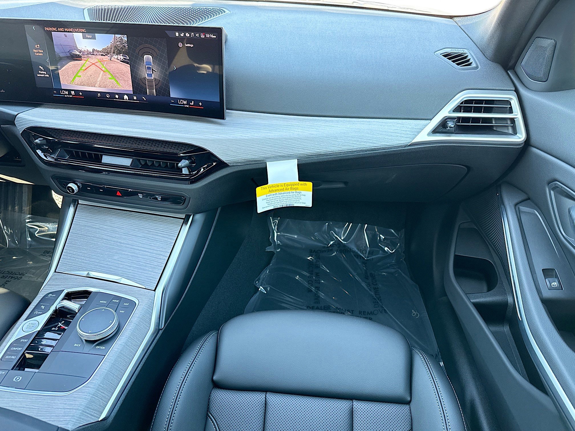 New 2026 BMW 330i Sedan w/ Convenience Package image 19