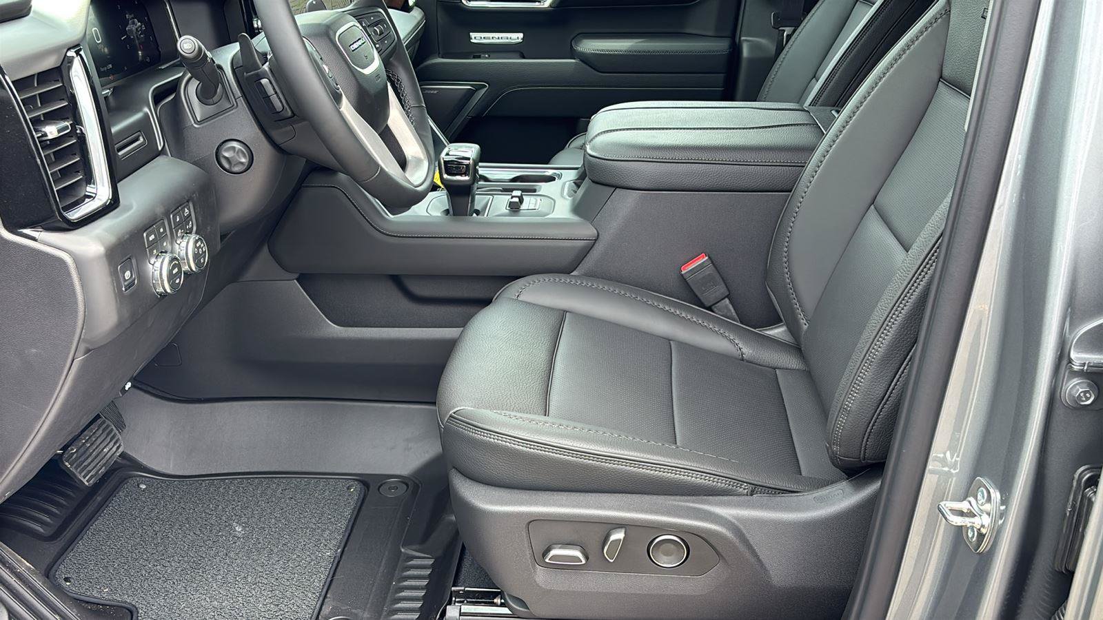 New 2026 GMC Sierra 1500 Denali AWD/4WD image 15