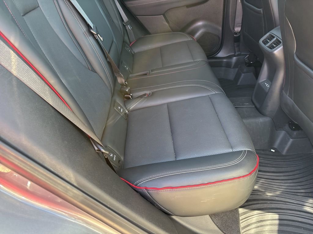 Used 2022 Buick Envision Essence w/ Technology Package I image 23