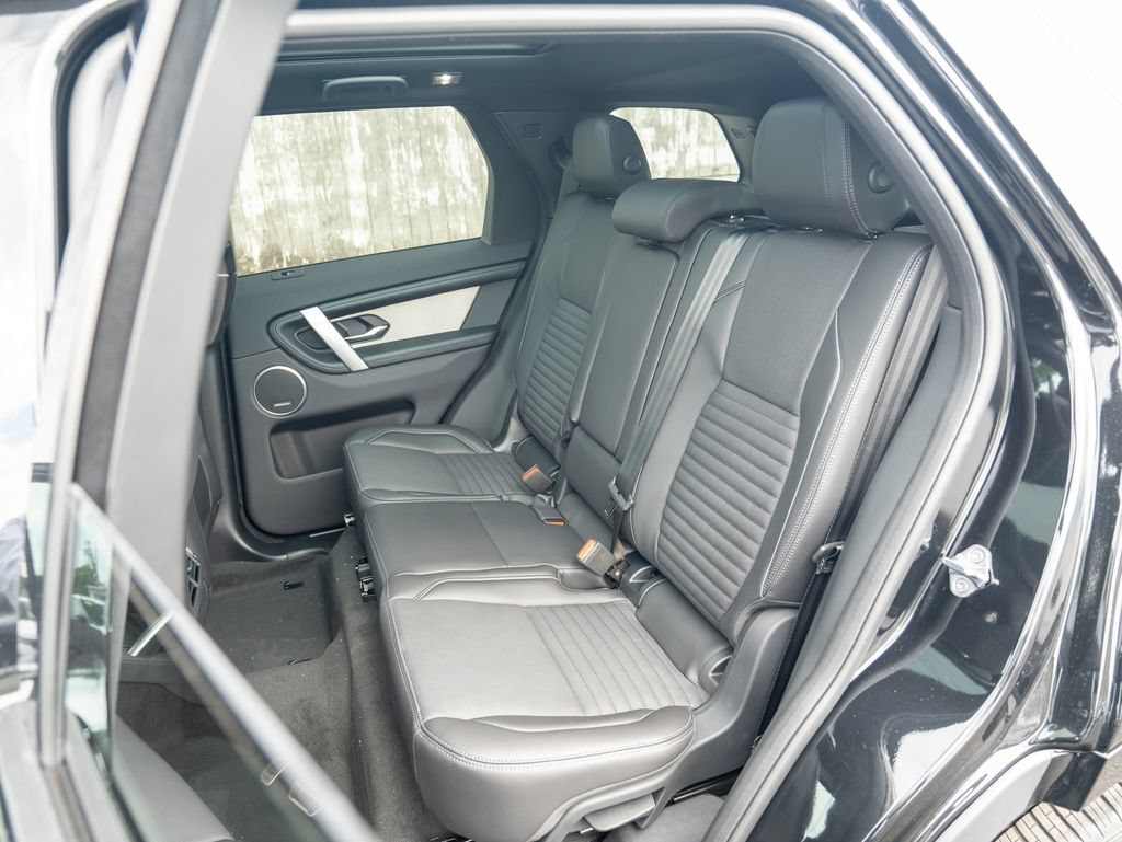 New 2026 Land Rover Discovery Sport Landmark AWD/4WD image 23