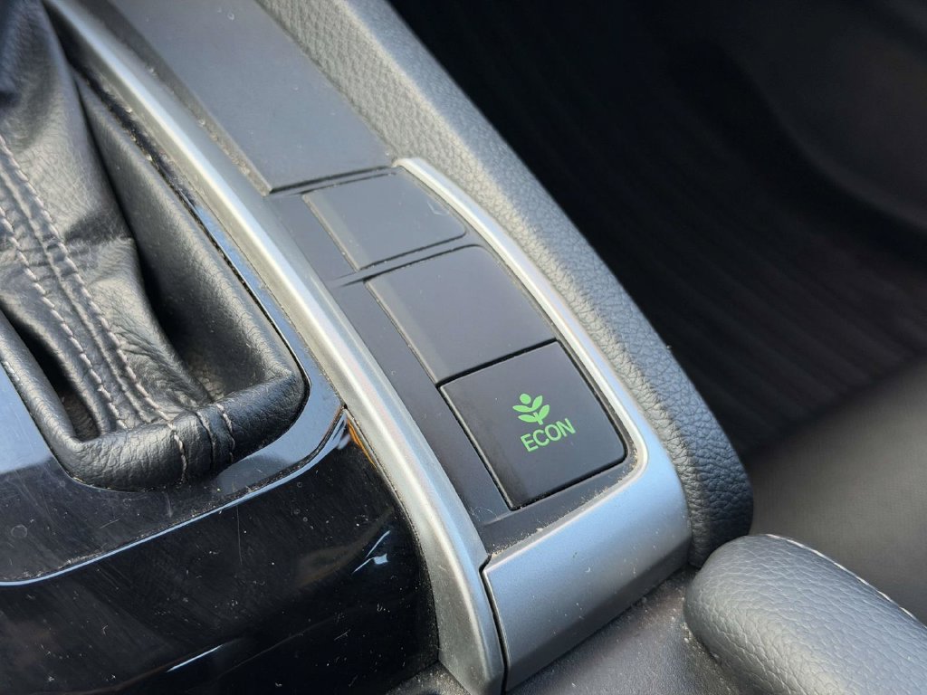 Used 2021 Honda Civic Sport image 36