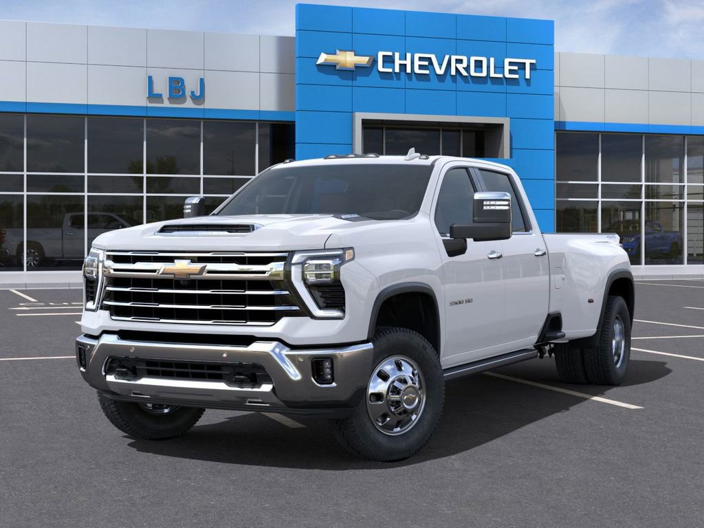 New 2025 Chevrolet Silverado 3500 LTZ w/ LTZ Convenience Package AWD/4WD image 6
