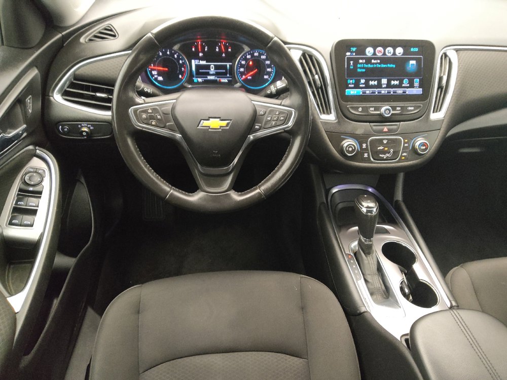 Used 2018 Chevrolet Malibu LT FWD image 22