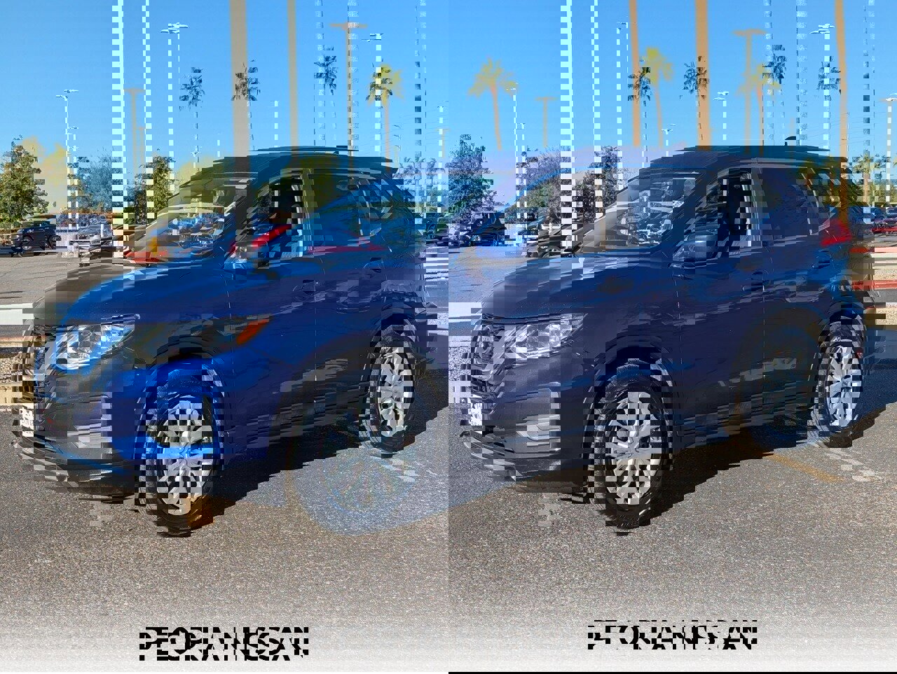 Used 2017 Nissan Rogue S w/ S Family Package image 1