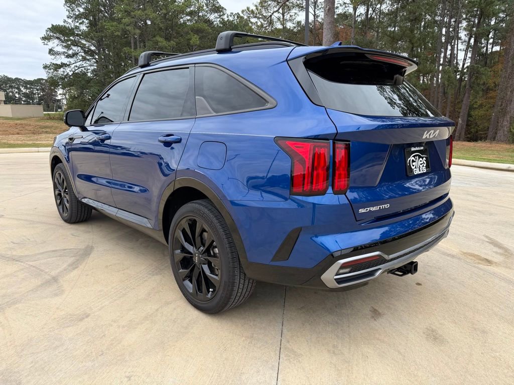 Used 2023 Kia Sorento SX image 3