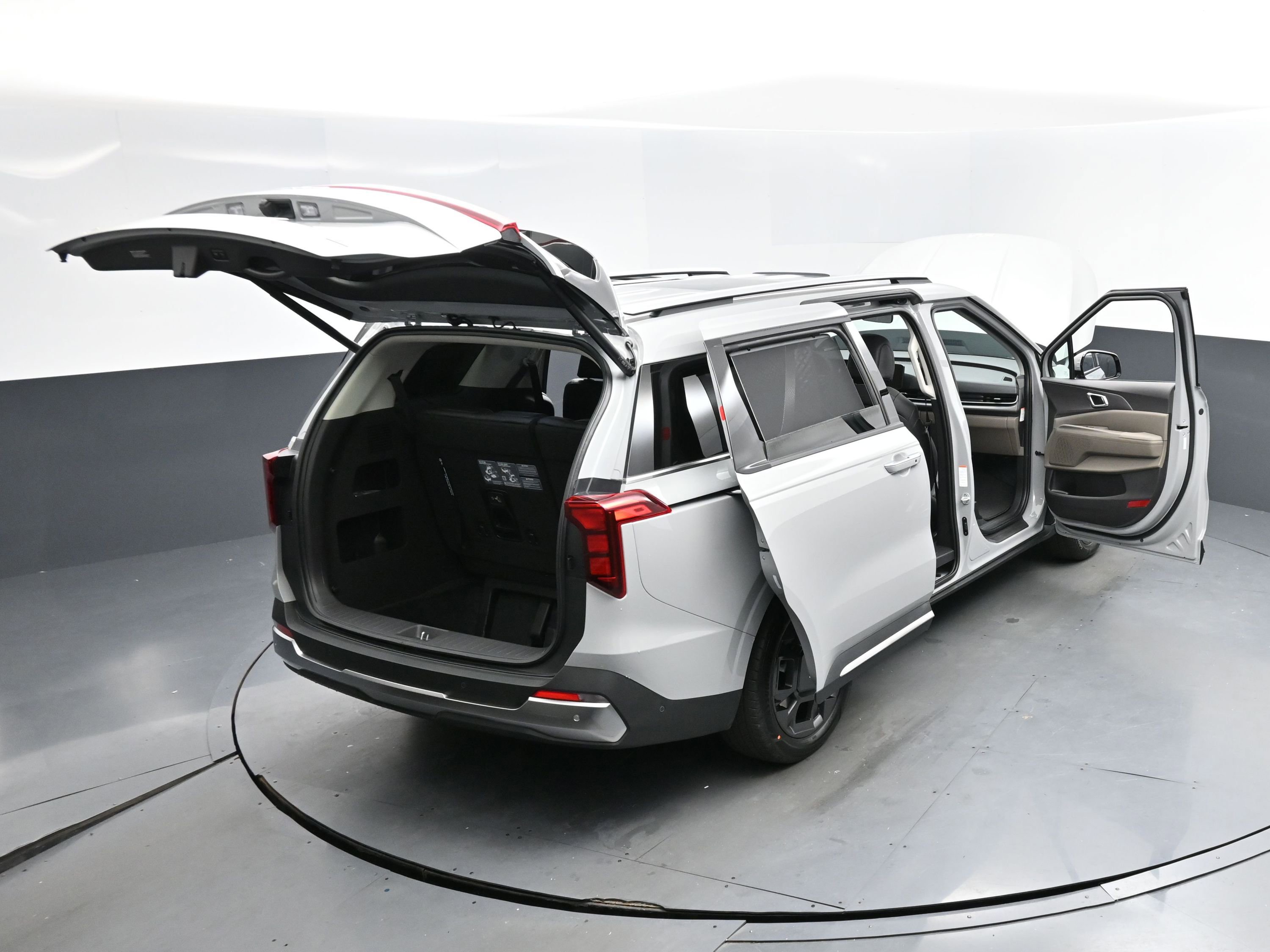 New 2026 Kia Carnival SX image 17